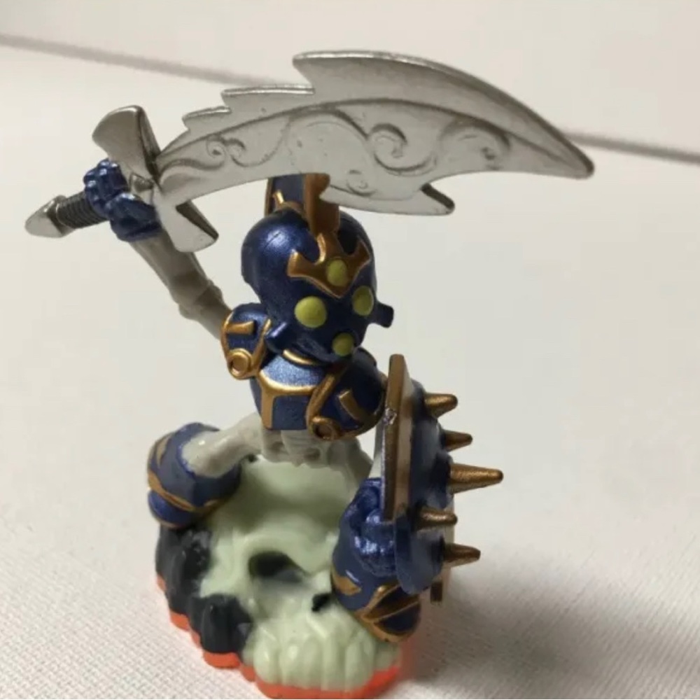 Skylanders Giants: CHOP CHOP Action Figure.